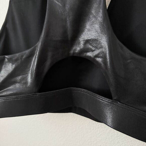 FABLETICS | On the Go Midi Sports Bra Faux Leather Look Back Cutout | Large - Picture 6 of 6